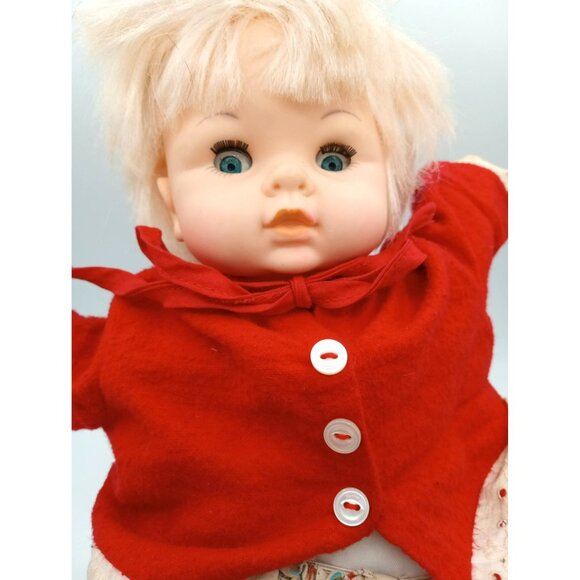Eugene Girl Baby Doll in Red Sweater Vintage Blue Eyes Open Close Blond Hair - Picture 16 of 16
